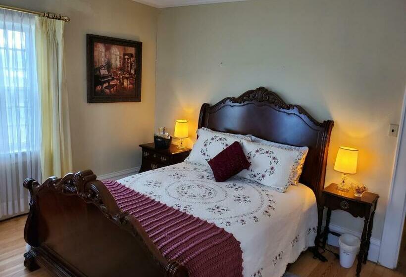 Bed and Breakfast The Brown Manor