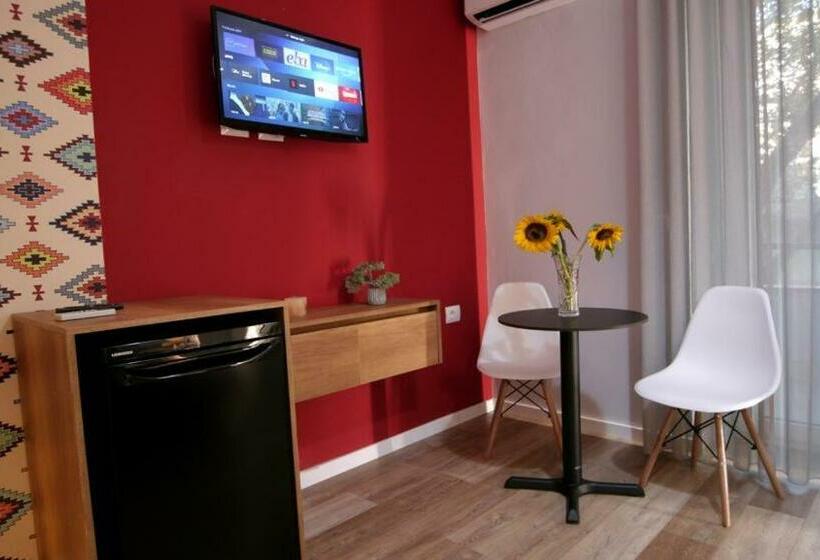 Koni S Studio Apartments