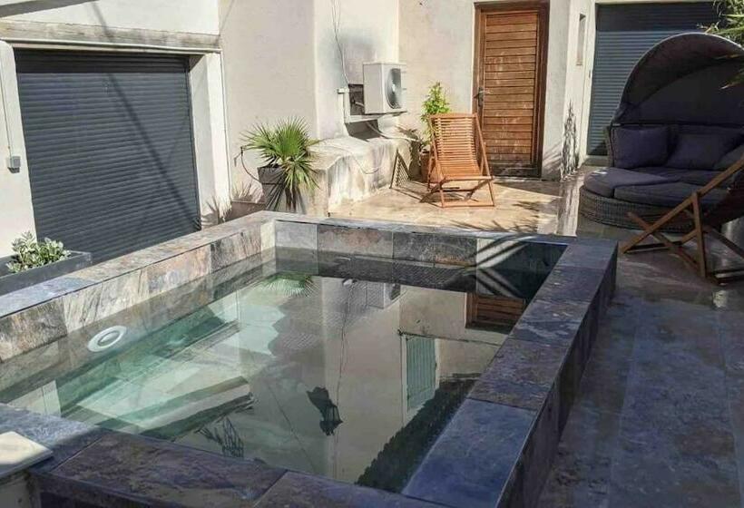 Maison Avec Piscine, Jacuzzi Et Sauna Privatifs Mas De Nebbas