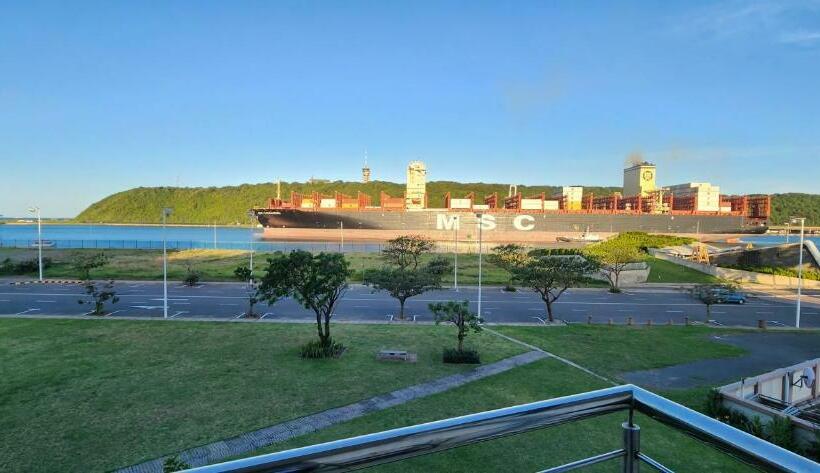 Accommodation Front Charming 2 Sleeper In Point Waterfront