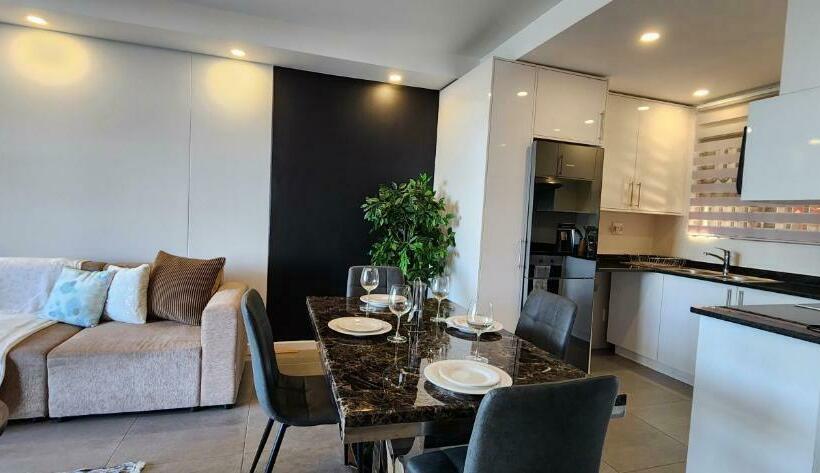 Accommodation Front Charming 2 Sleeper In Point Waterfront