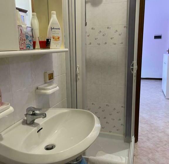 Bilocale Country Chic  Maison Rose  Two Km From The Modena Sud Exit