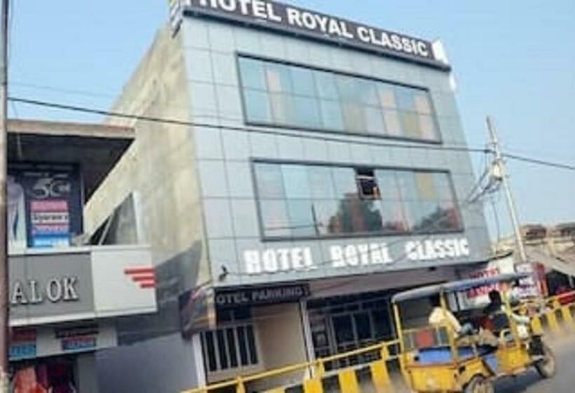 Отель Royal Classic By Wb Inn