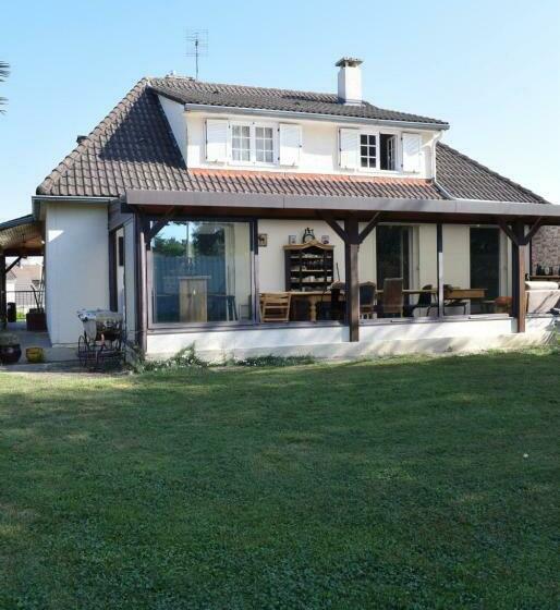 تختخواب و صبحانه Chambre D Hôtes Le Clos Des Lilas