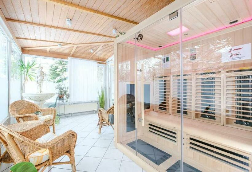 تختخواب و صبحانه Paidion