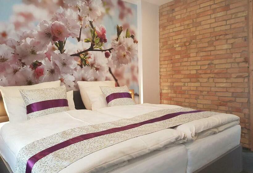 تختخواب و صبحانه Paidion