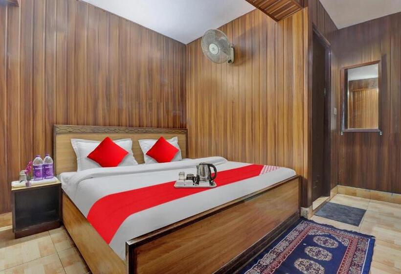 Savitri Hotel Nand Palace