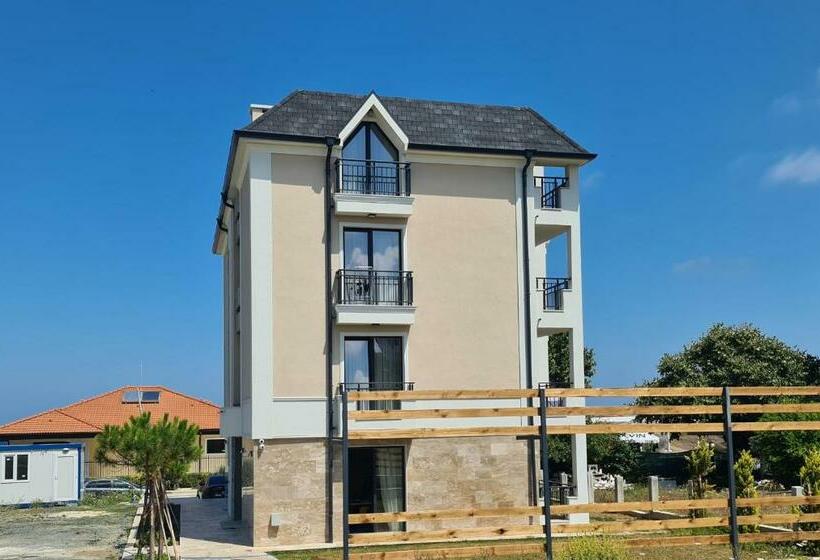 Nea Apartments