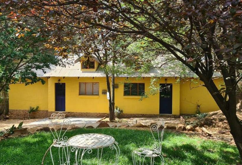 Пансион Crabapple Cottage
