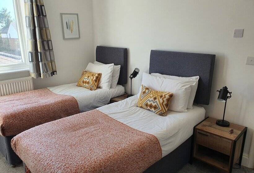 פנסיון North Cambridge Guesthouse By Payman Club