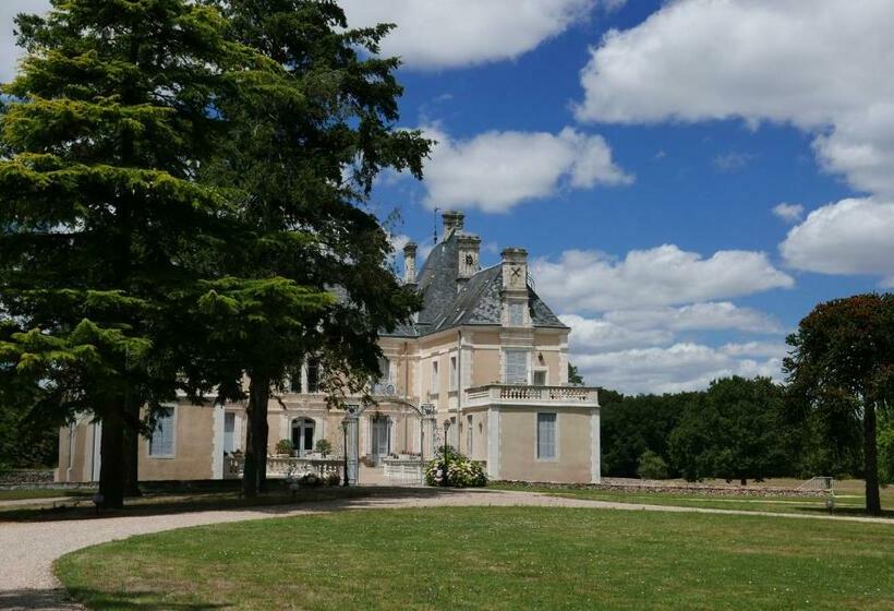 Apartment In The Grounds Of The Chateau & Balcony
