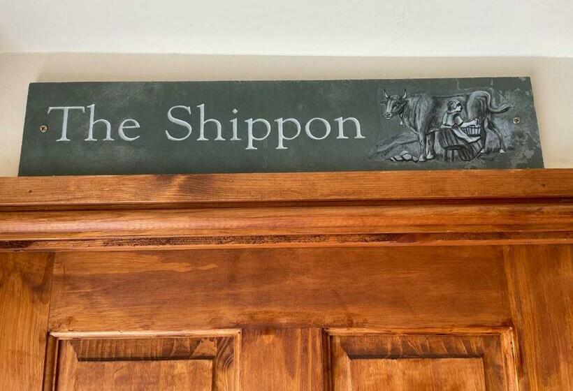 Отель Boujie Barn Shippon