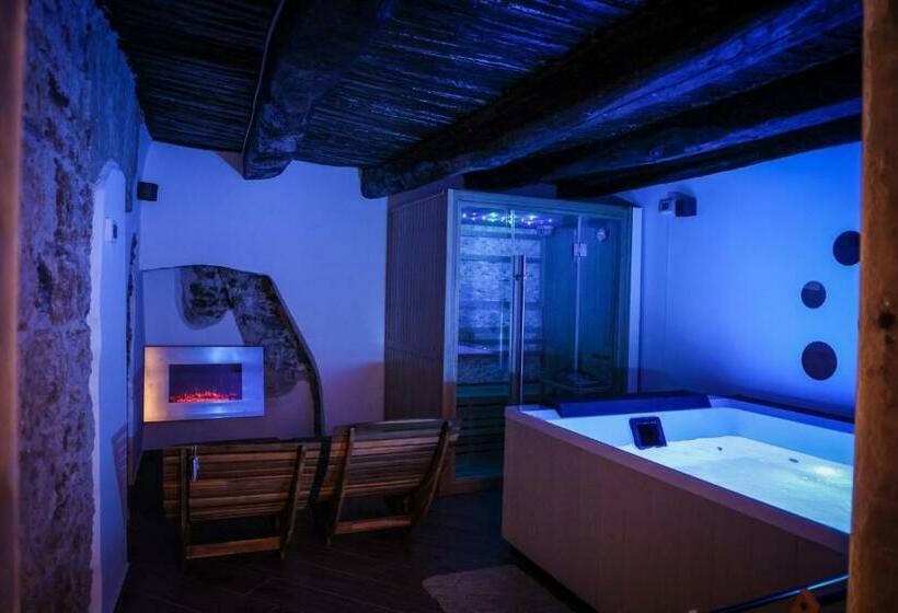 Petramare Charming House