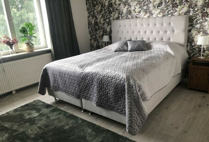 هاستل Gärdebygården