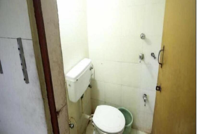 هتل New Agra Guest House By Wb Inn