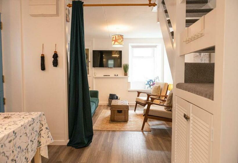 Sandals Cottage