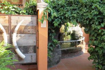 پانسیون Dinkwe Guest House
