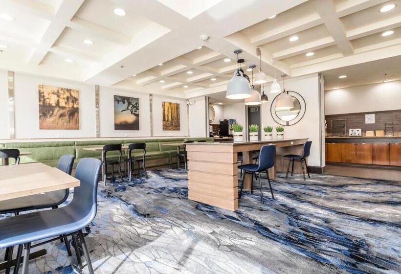 هتل Fairfield Inn St. George