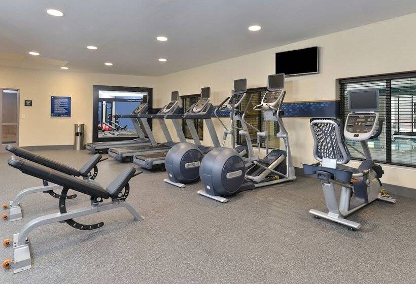 هتل Hampton Inn & Suites Des Moines Downtown