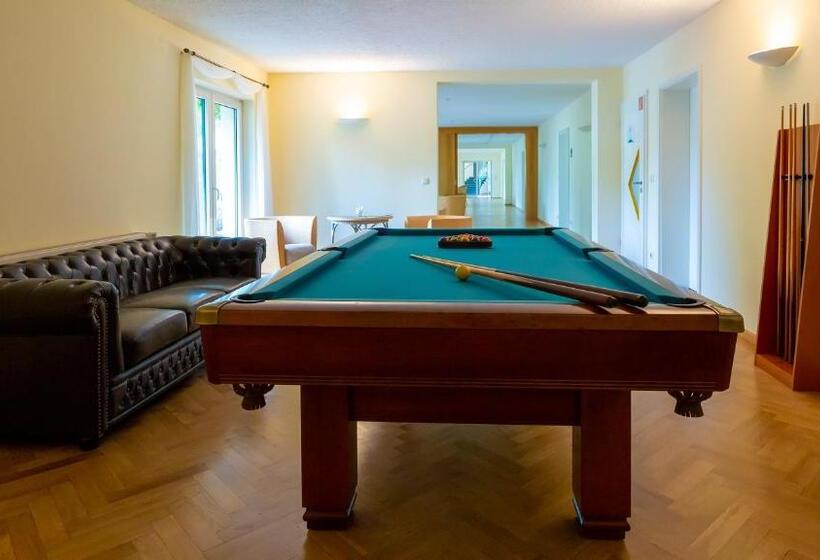 Seepark Hotel Am Wandlitzsee