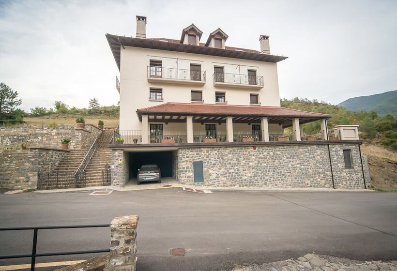 مبيت وإفطار Casa Aurita