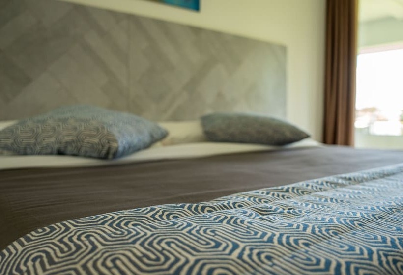 هتل Palo Grande Cf Pereira