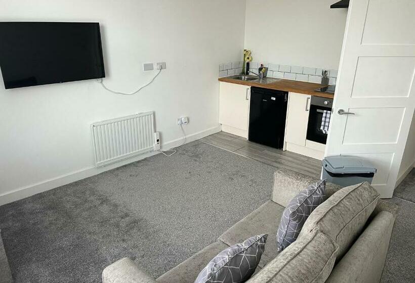 Liley Apartments