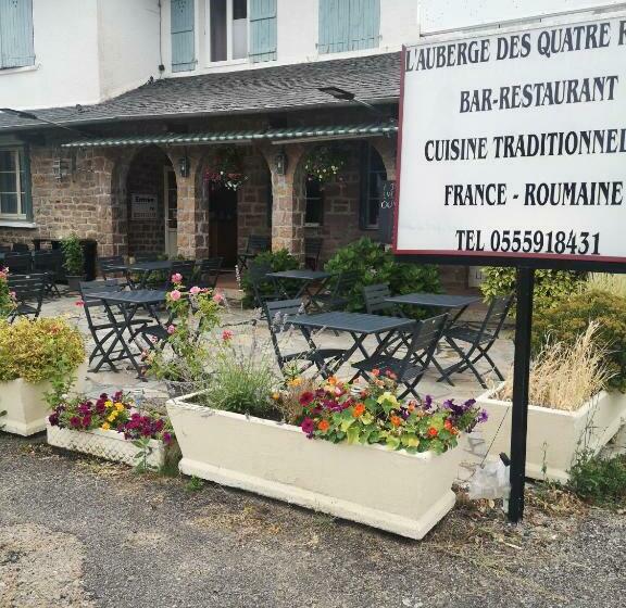 Bed and Breakfast L Auberge Des Quatre Routes