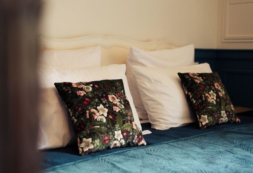 ベッドアンドブレックファースト Manoir De Laroque Delprat
