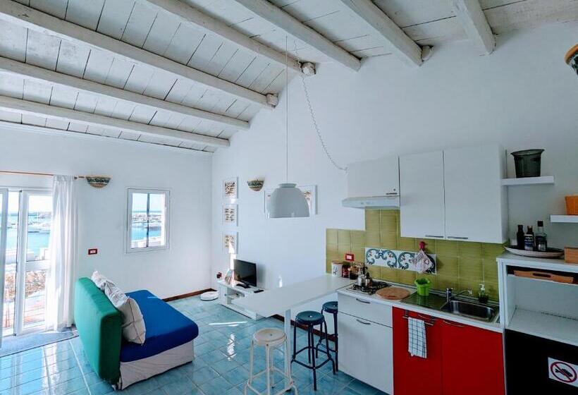 Le Dimore Del Pescatore Nel Porto Di Sciacca   La Nica