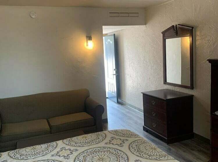 فندق Stepping Inn