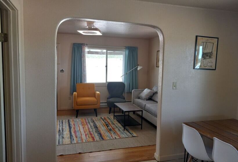 فندق على الطريق Little Canyon Inn