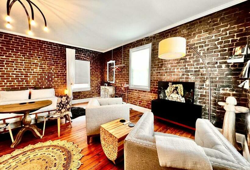 پانسیون Be Our Gaston S The Garden Of Good