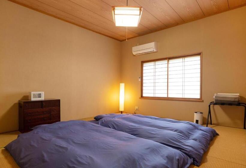 Пансион Guesthouse Uzu Sado Vacation Stay 01100v