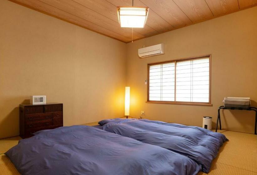 پانسیون Guesthouse Uzu Sado Vacation Stay 01109v