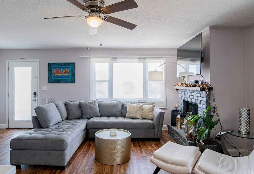 Cozy Beach Bungalow With A Heated Pool
