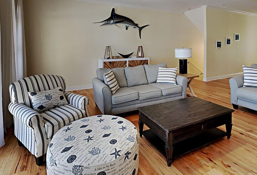 Gulf Place Spires #16b   Relaxation Station