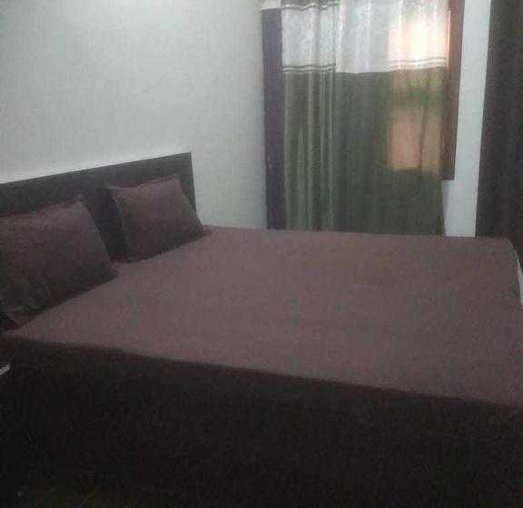 Hotel Oyo 91128  Mongoose Palace