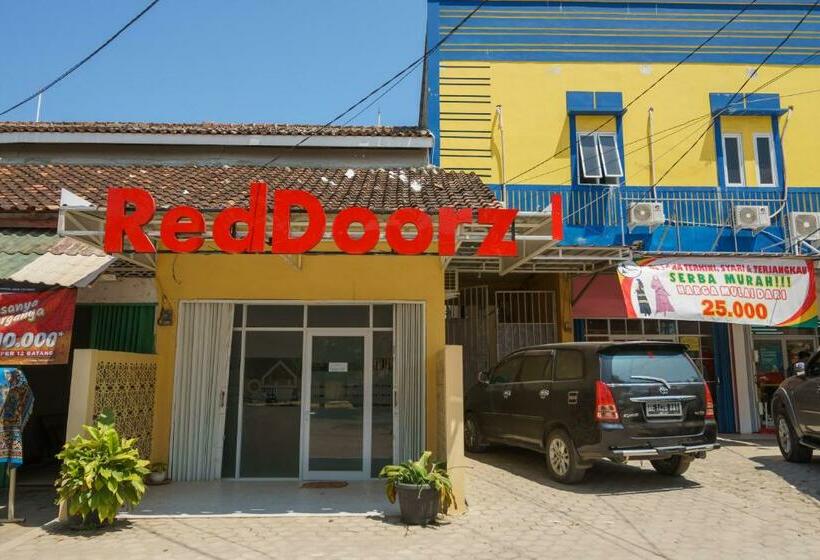 בית מלון כפרי Reddoorz Near Kampus Uin Lampung
