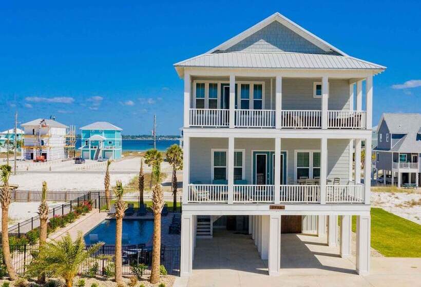 Just Beachy