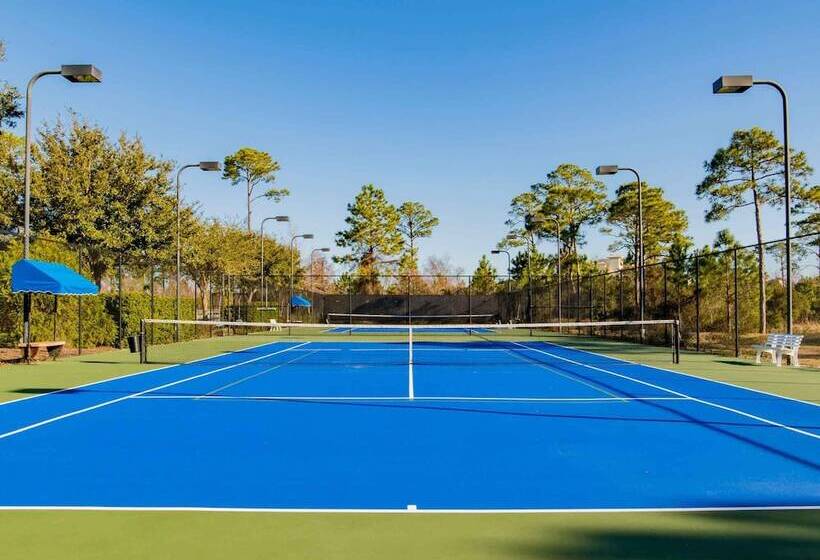 La Salbadora #402c At Lost Key