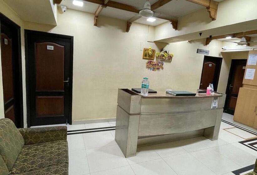 Nakshatree Hotels, Maruthi Residency  Mogappair