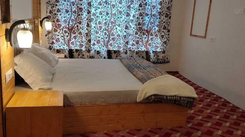 Отель Elite Cottage Pahalgam