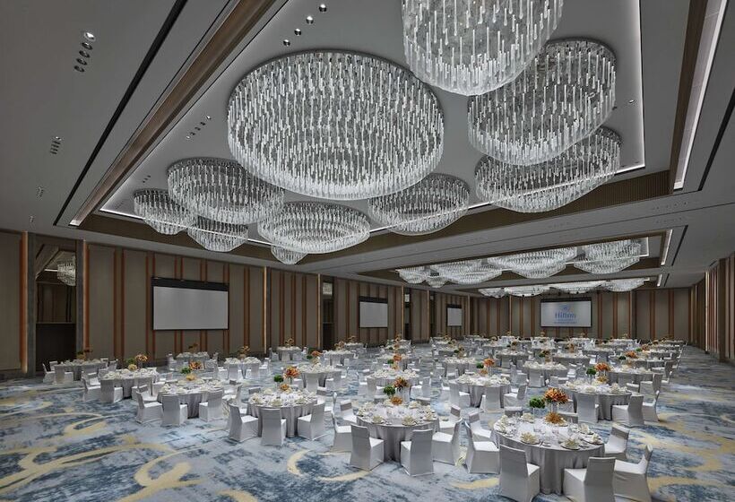 Отель Hilton Foshan Shunde