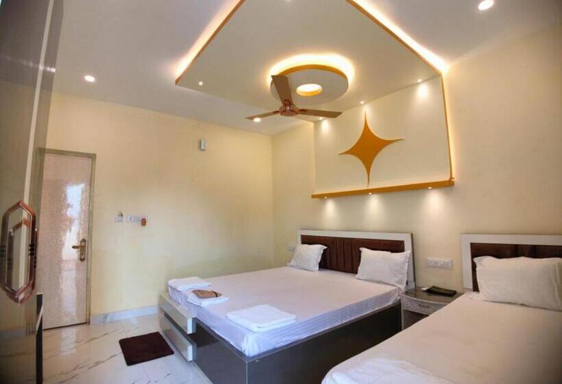 فندق Hindusthan Inn On Beach