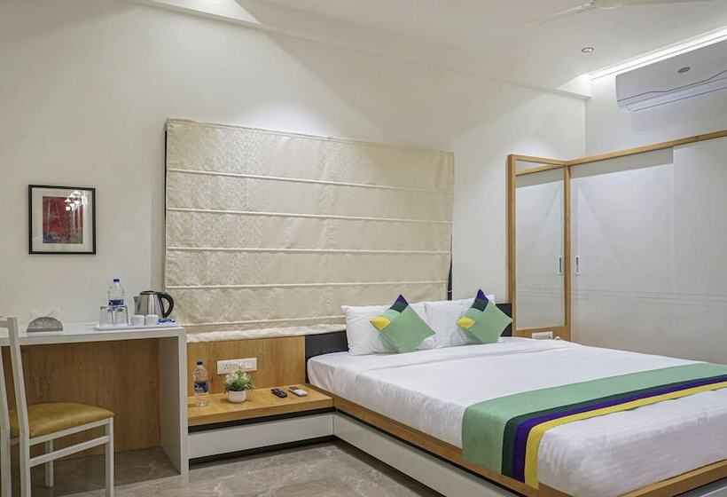 فندق Treebo The Utsav, Nashik
