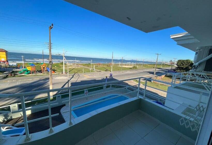 ホテル Vila águamar