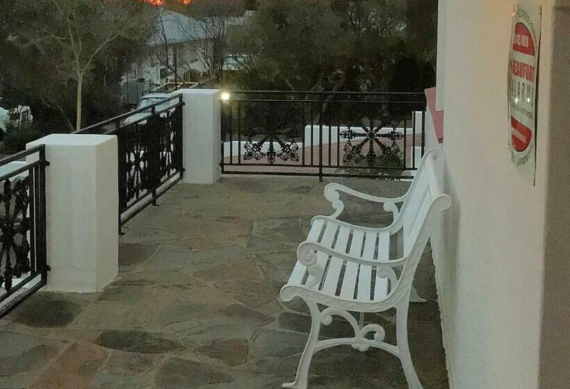 ペンション Kia Ora Guest House