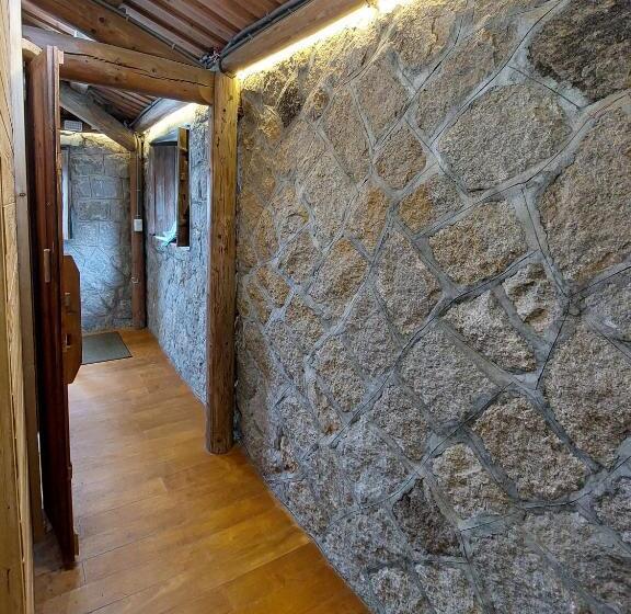 هتل کپسول 芹聚輕旅 Qinju Light Hostel