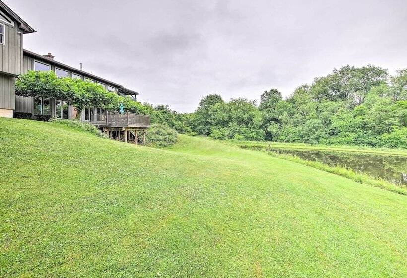 Mimis Place  ~ Ohio Countryside Duplex W/ Deck